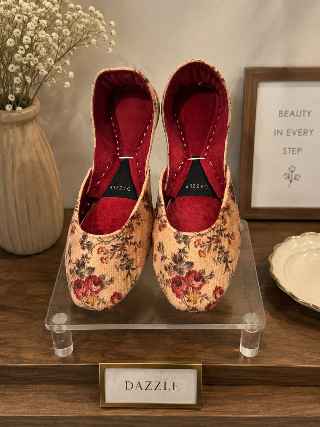 Gul-Bahar Khussa — Vintage Floral Velvet Flats