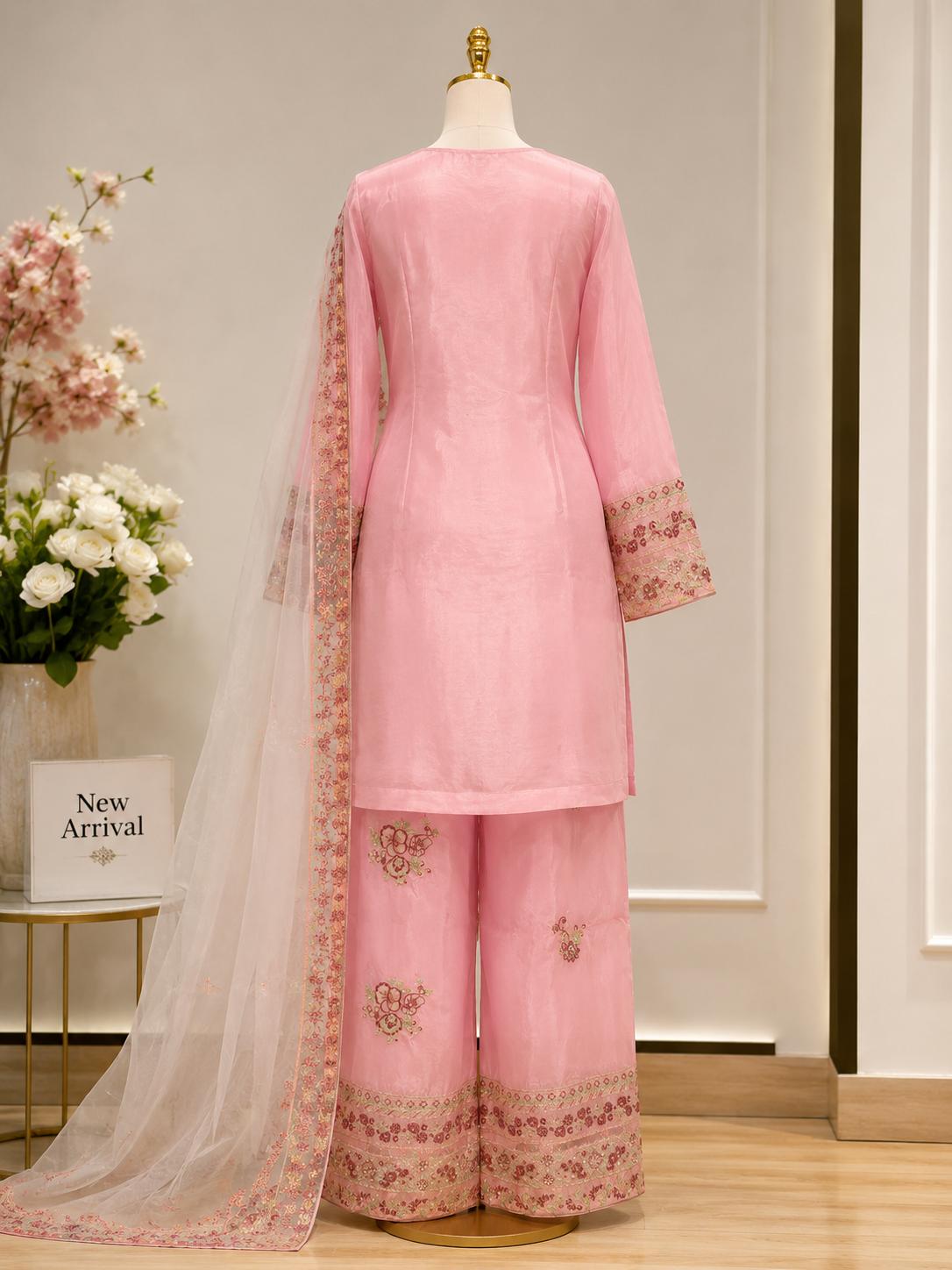Bahár — Embroidered Organza Festive Trouser Suit
