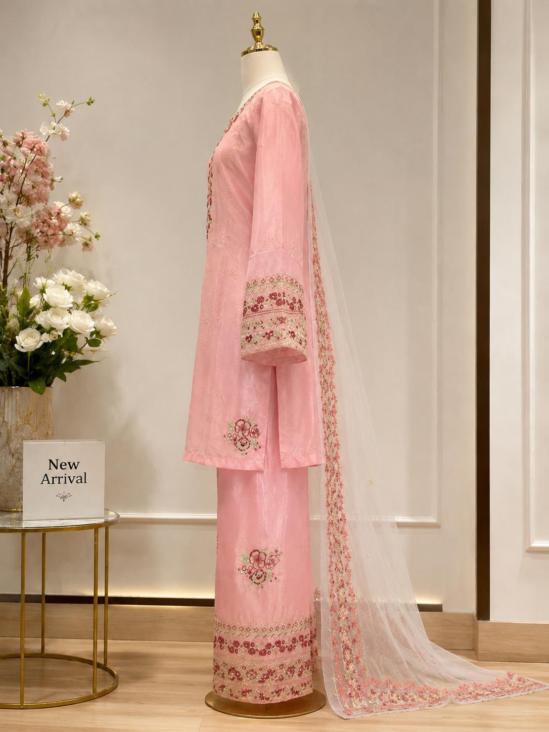 Bahár — Embroidered Organza Festive Trouser Suit